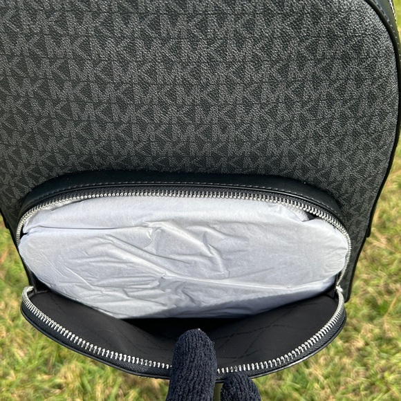 New Michael Kors large backpack - Picture 10 of 16